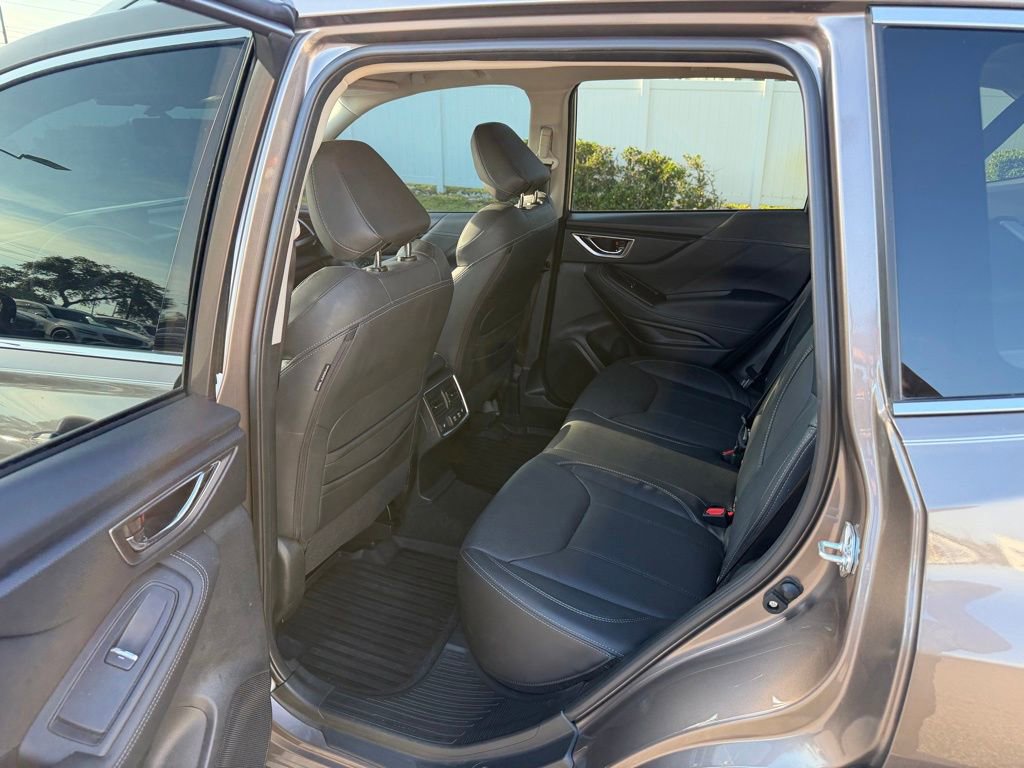 Used 2024 Subaru Forester Touring w/ POP Package 3 AWD/4WD image 11