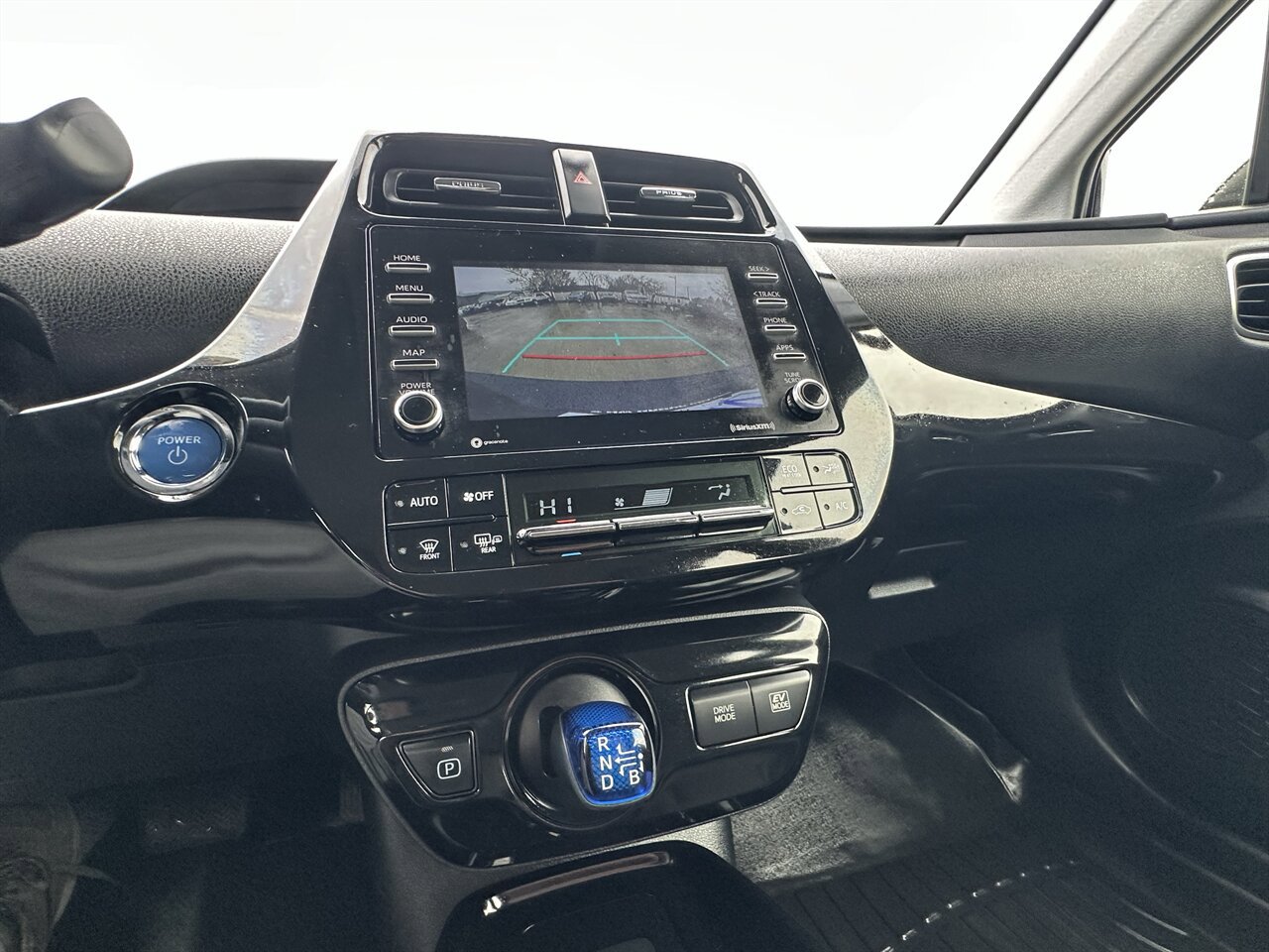 Used 2022 Toyota Prius AWD image 6