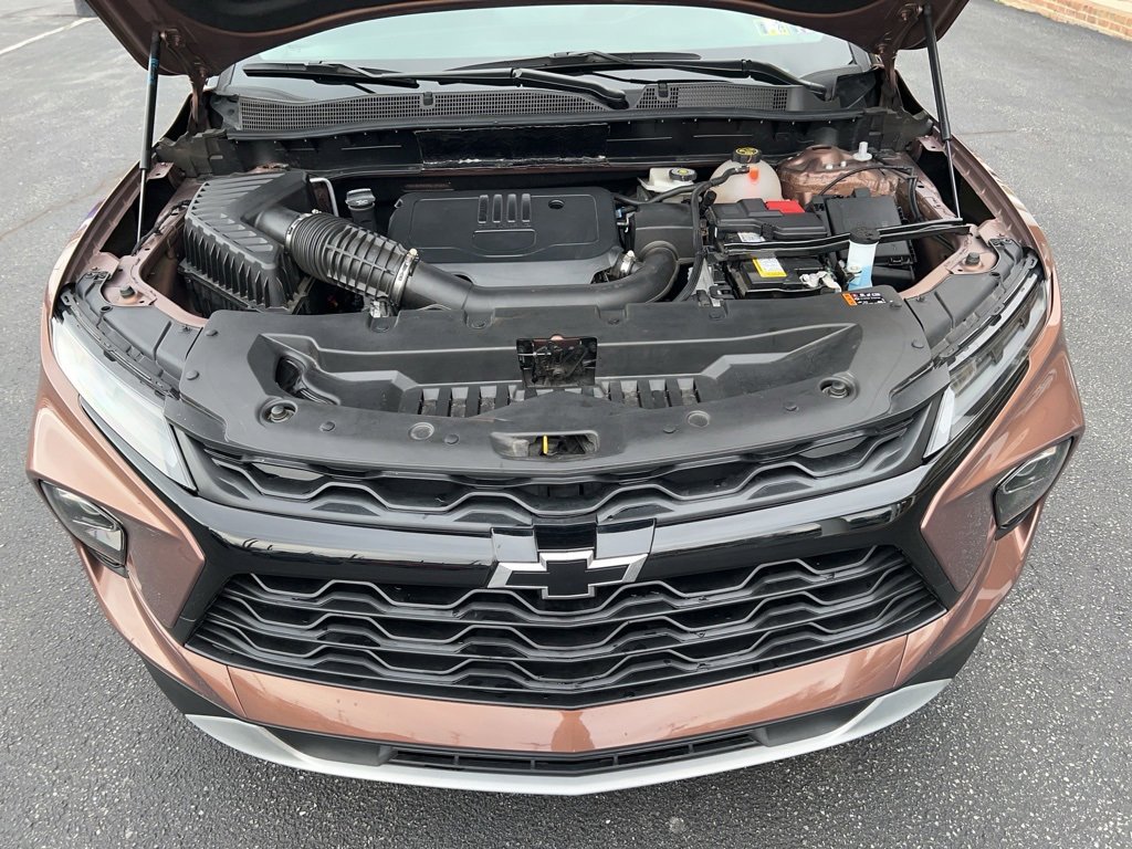 Used 2024 Chevrolet Blazer LT w/ Midnight/Sport Edition image 39