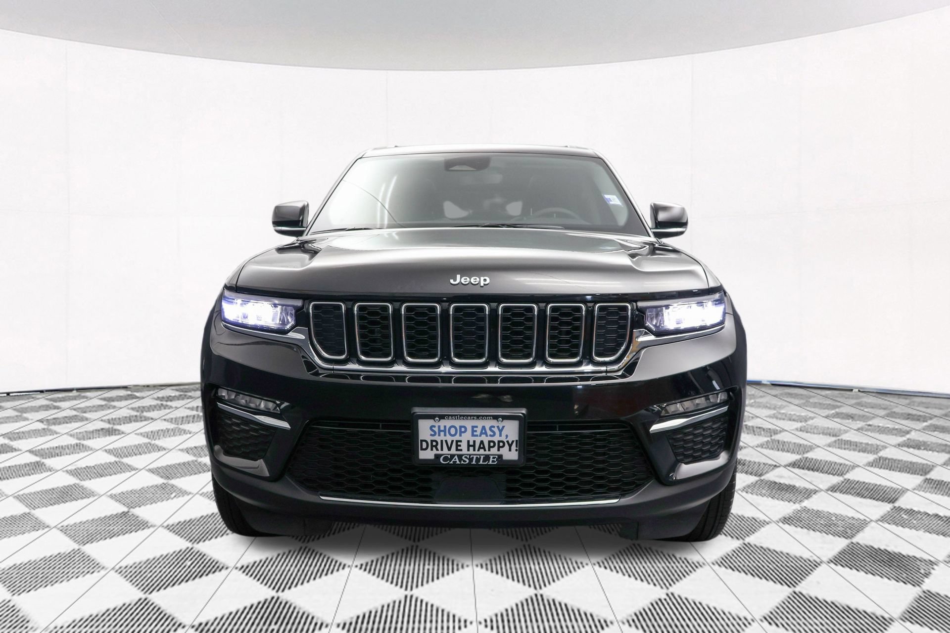 Used 2023 Jeep Grand Cherokee Limited AWD/4WD image 40