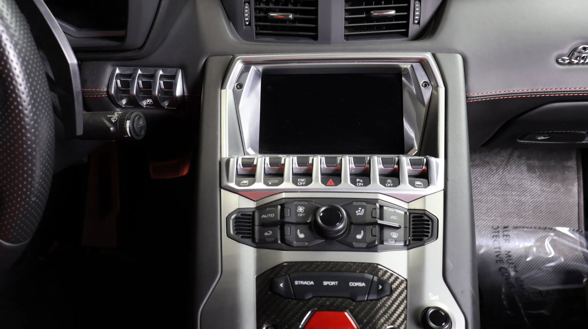 Used 2014 Lamborghini Aventador LP 700-4 image 23