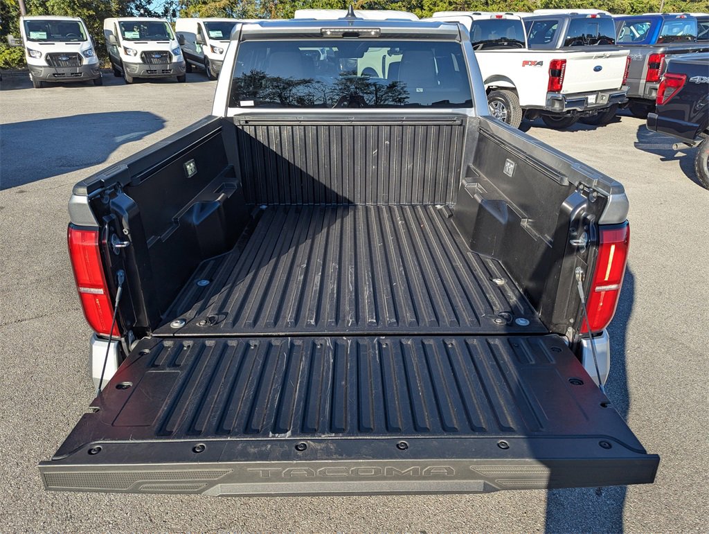 Used 2024 Toyota Tacoma TRD Sport image 28