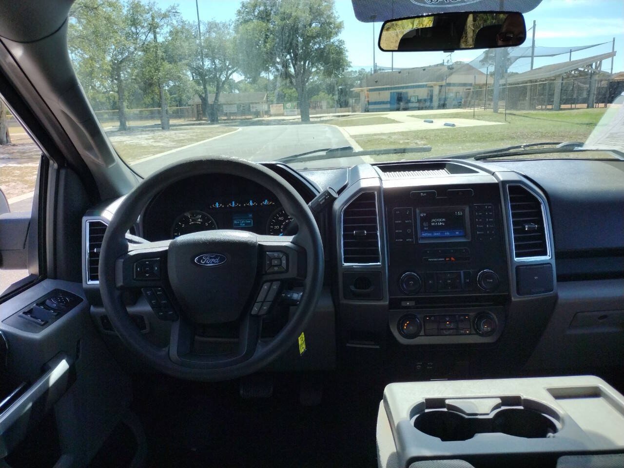 Used 2015 Ford F150 XLT RWD image 15