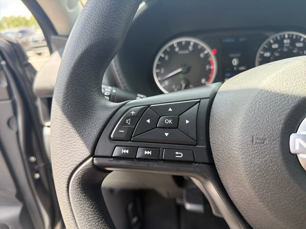 Used 2024 Nissan Sentra S image 26