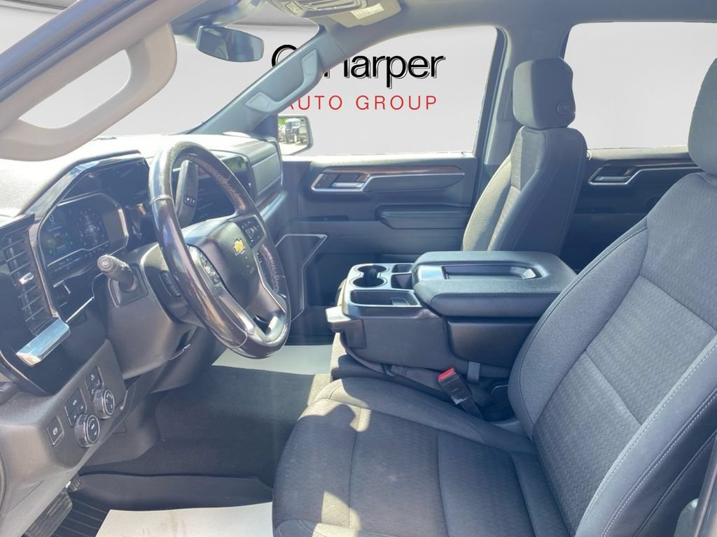 Used 2022 Chevrolet Silverado 1500 LT AWD/4WD image 17