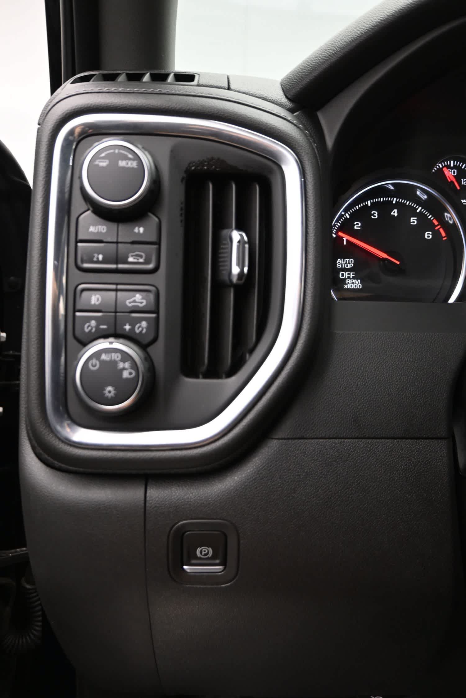 Used 2021 Chevrolet Silverado 1500 RST w/ All Star Edition Plus AWD/4WD image 25