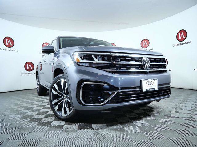 Used 2023 Volkswagen Atlas SEL Premium AWD/4WD image 2