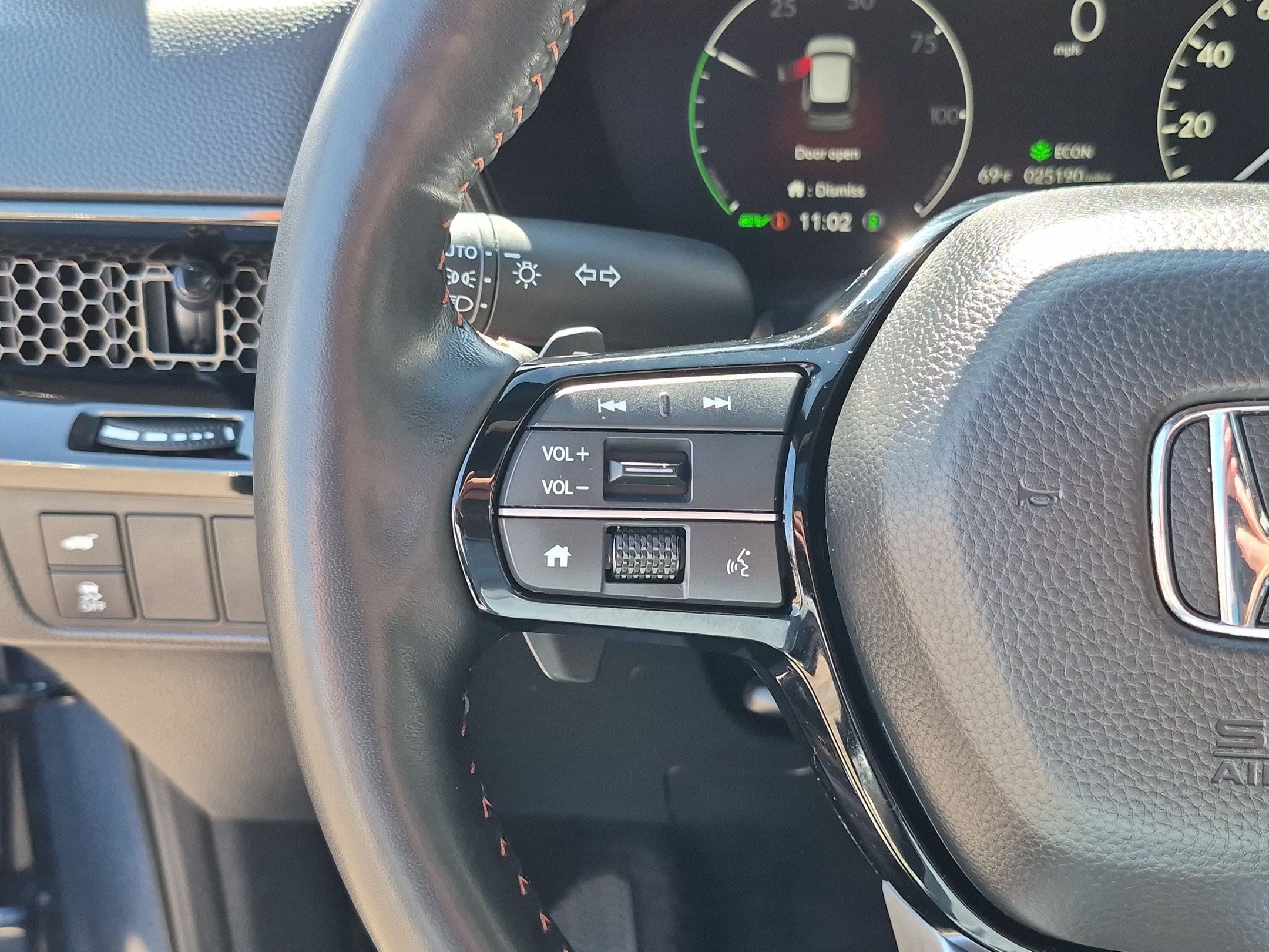 Used 2025 Honda CR-V Sport Touring image 20