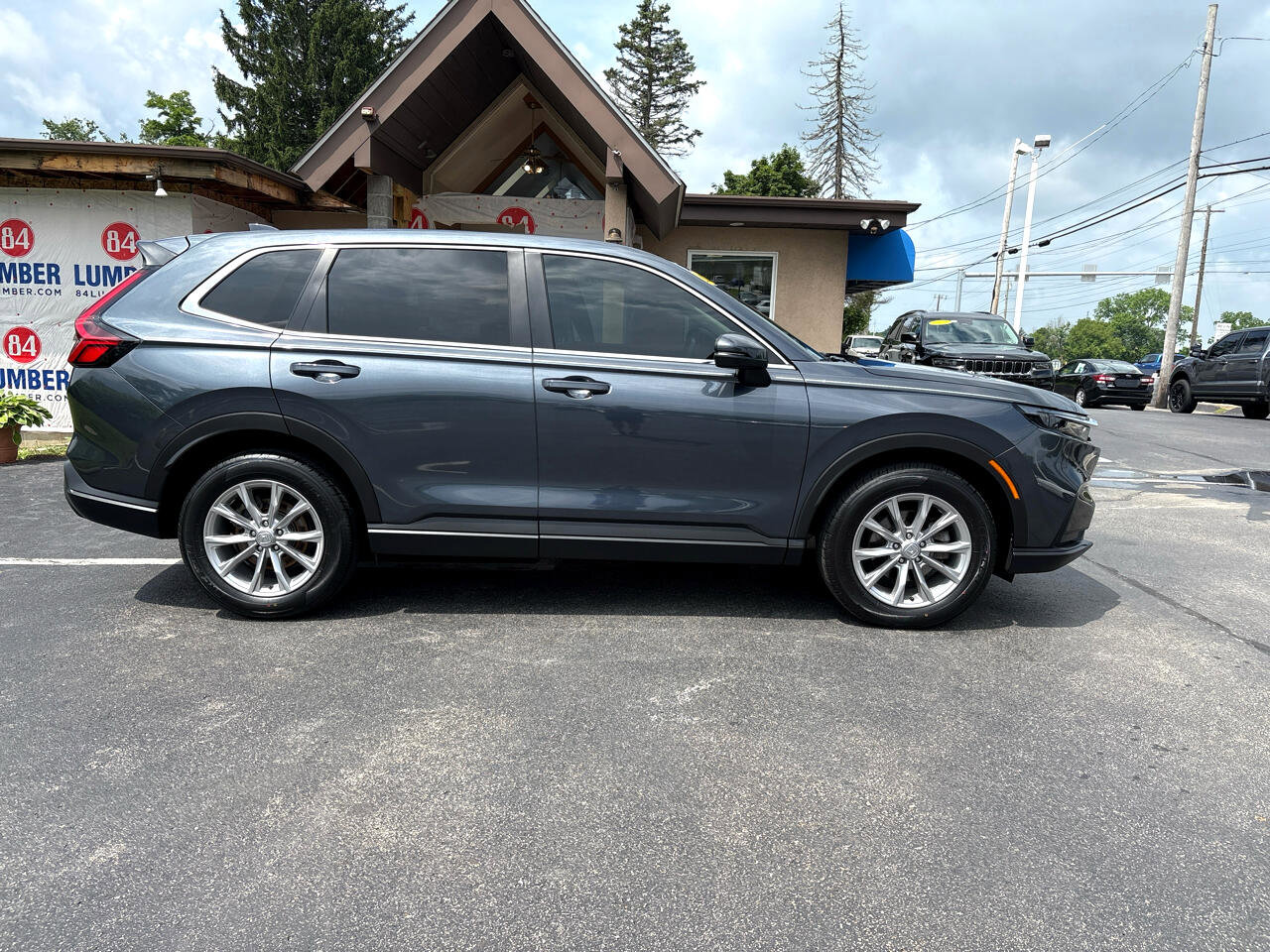 Used 2023 Honda CR-V EX image 4