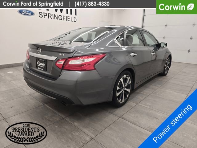 Used 2016 Nissan Altima 2.5 SR FWD image 5