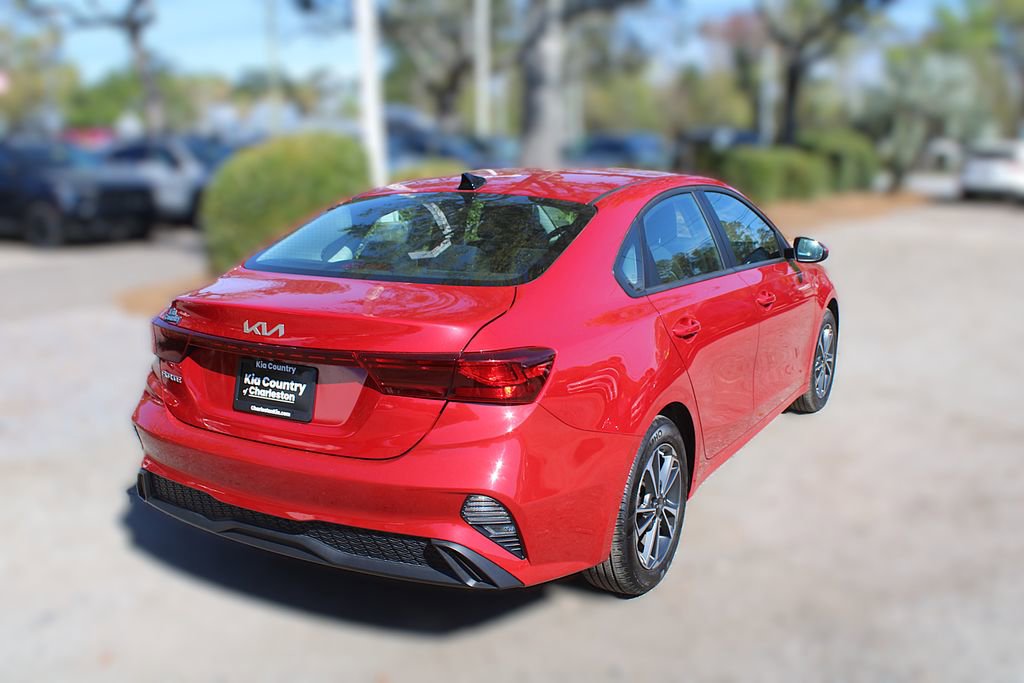 Certified 2023 Kia Forte LXS image 7