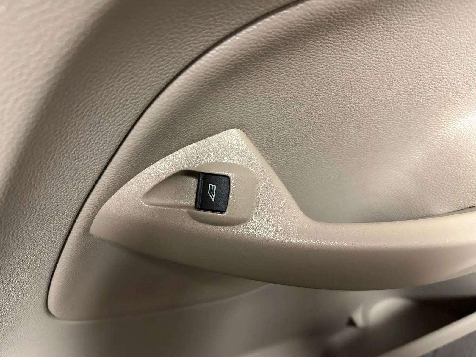 Used 2014 Ford Escape SE w/ Equipment Group 201A image 55