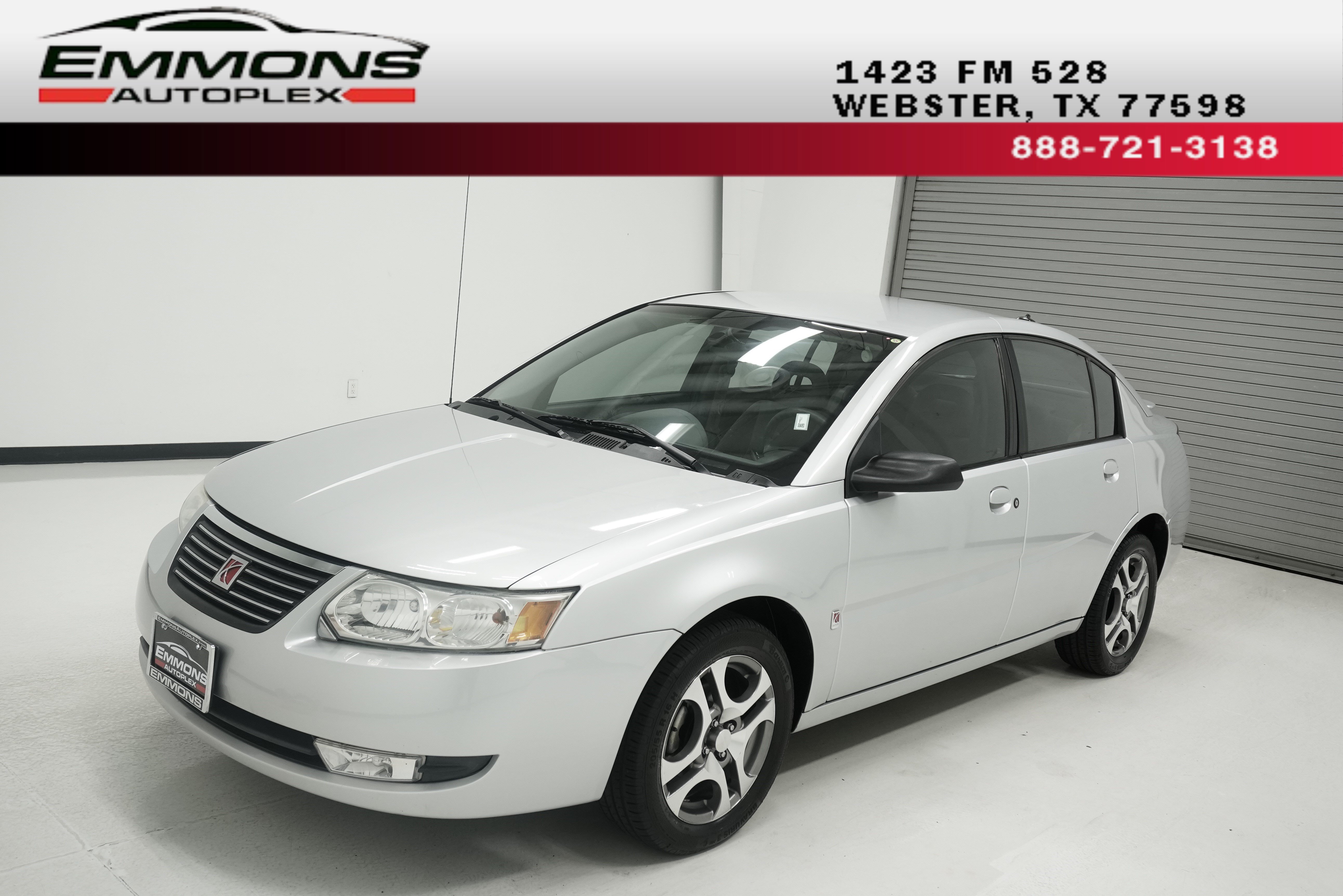 Used 2005 Saturn ION Level 3 w/ Travel Pkg FWD image 1
