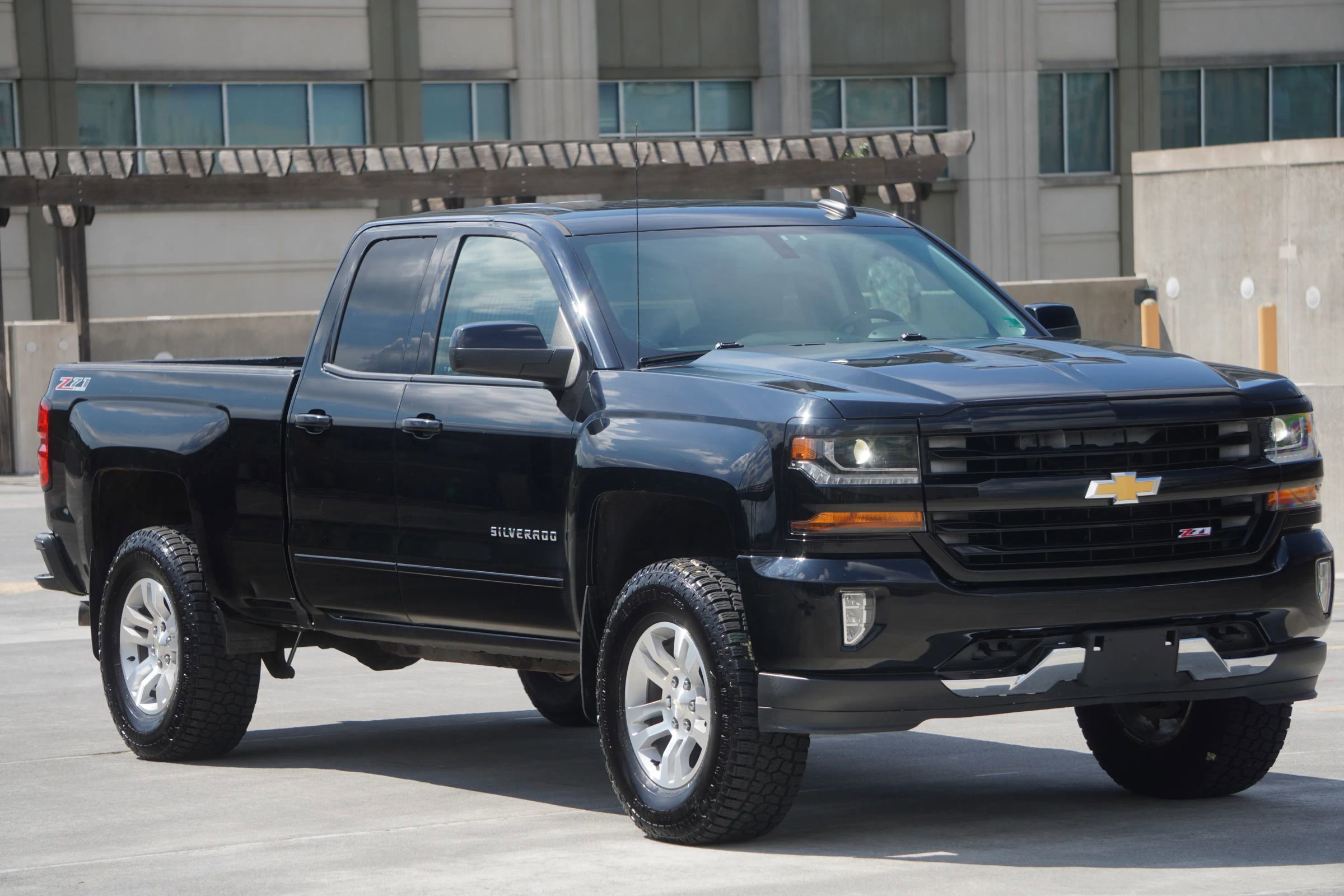 Used 2016 Chevrolet Silverado 1500 LT w/ All Star Edition image 36