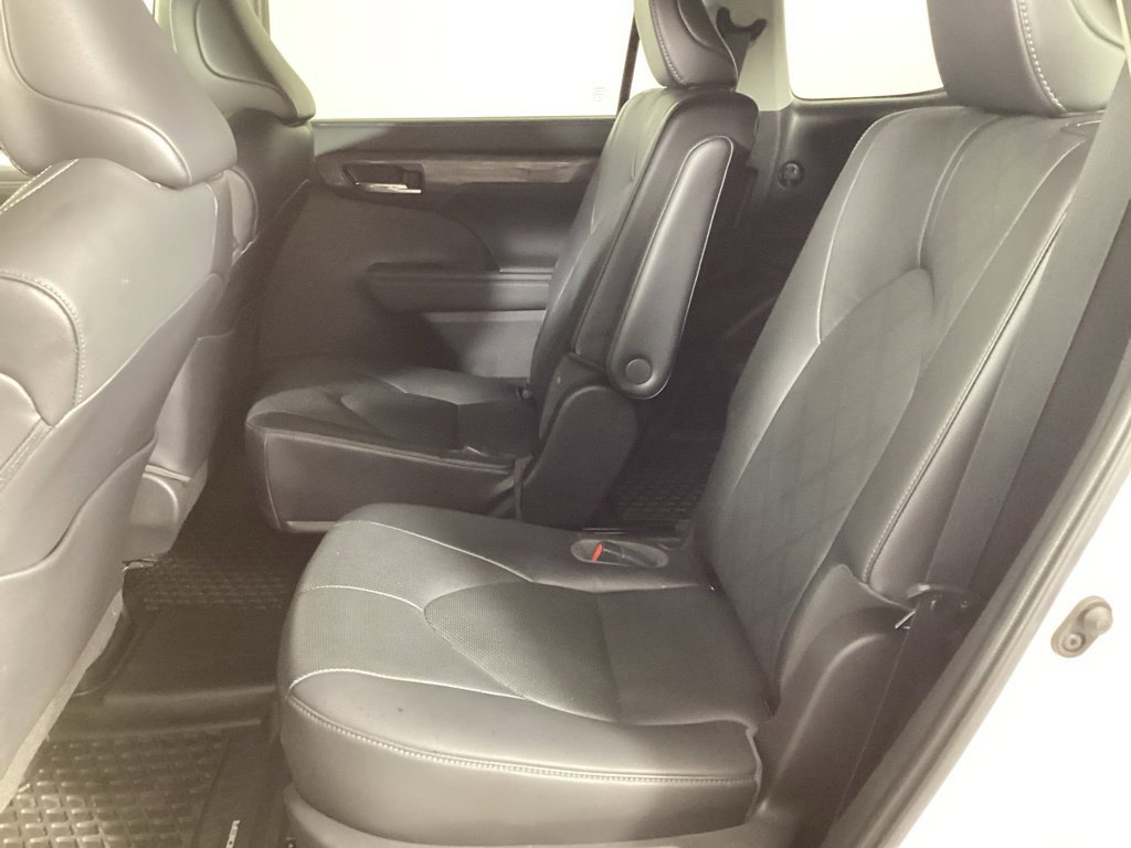 Used 2023 Toyota Highlander Platinum AWD/4WD image 28