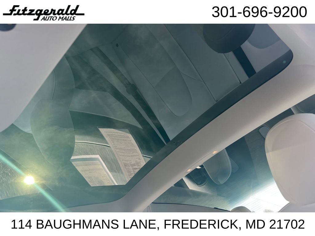 Used 2021 Tesla Model 3 Performance image 26