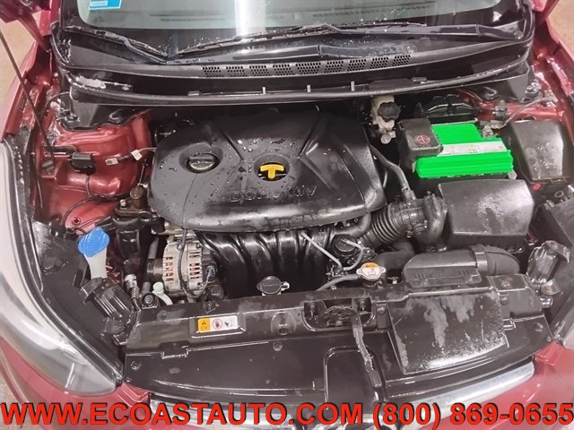 Used 2015 Hyundai Elantra SE w/ Option Group 02 FWD image 9