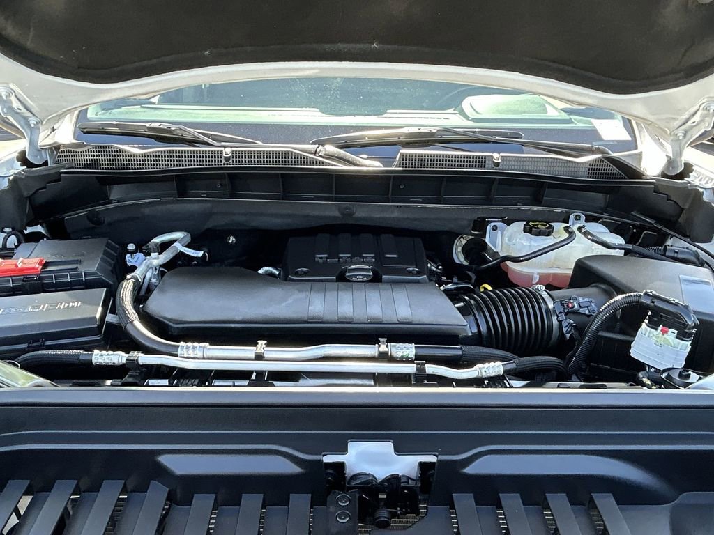 Used 2025 GMC Sierra 1500 SLE RWD image 29