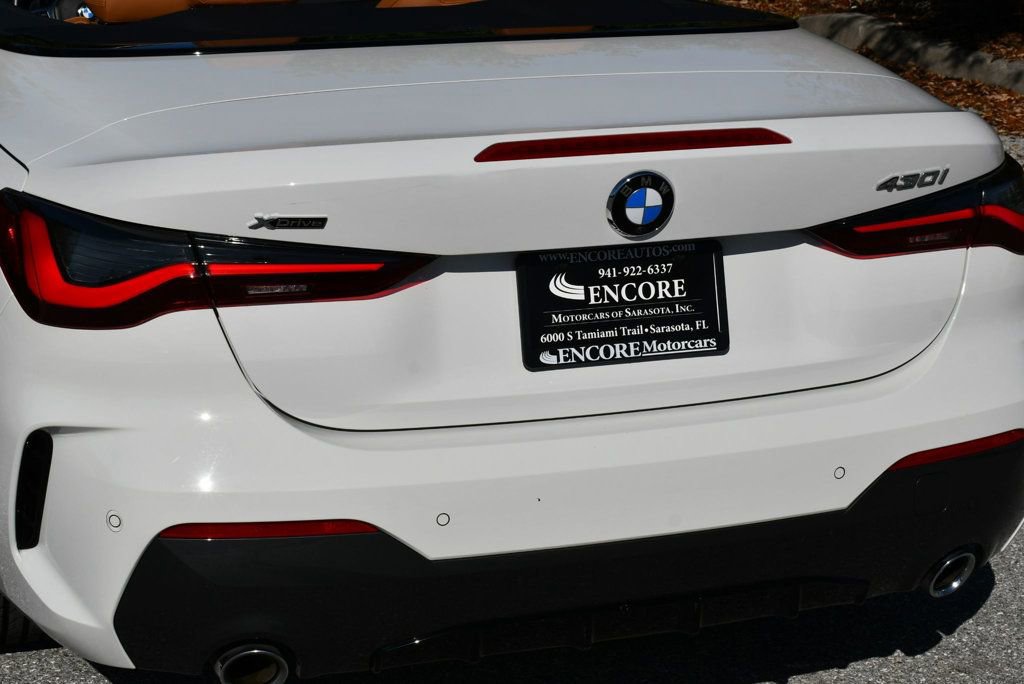Used 2023 BMW 430i xDrive Convertible w/ M Sport Package image 10
