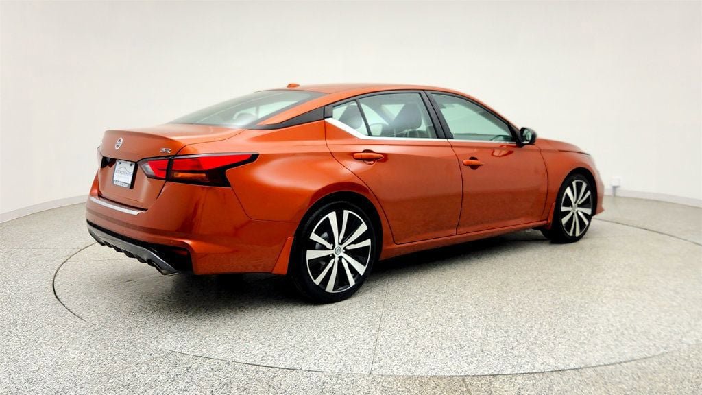 Used 2022 Nissan Altima 2.5 SR FWD image 5