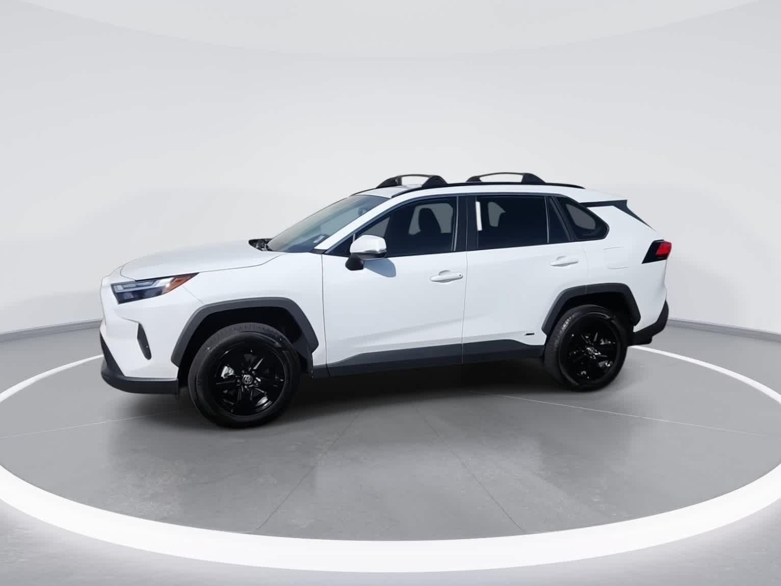 Certified 2024 Toyota RAV4 XLE AWD/4WD image 4