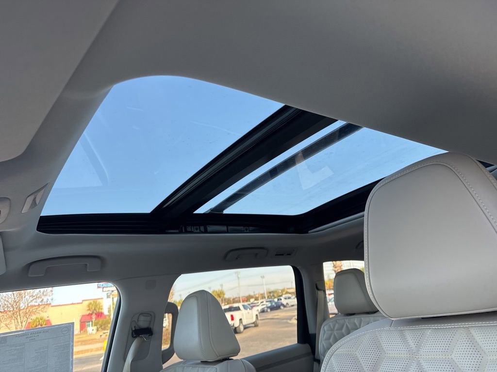 New 2026 Nissan Armada Platinum image 12