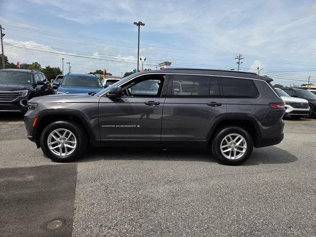 Used 2024 Jeep Grand Cherokee L Laredo w/ Luxury Tech Group I RWD image 4