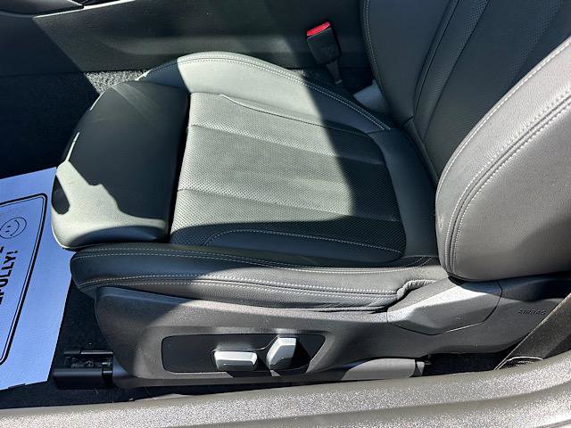 Certified 2023 BMW 230i xDrive Coupe w/ Premium Package AWD/4WD image 13
