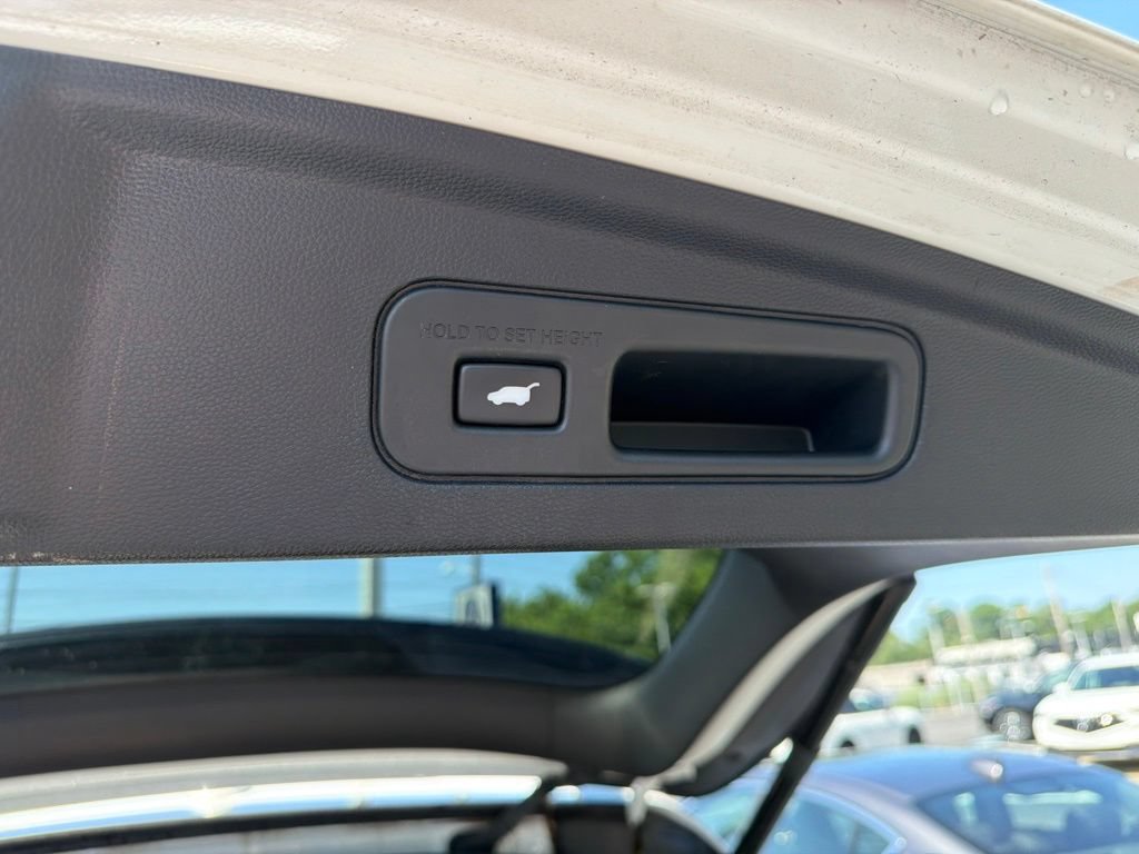Certified 2024 Acura MDX SH-AWD image 6