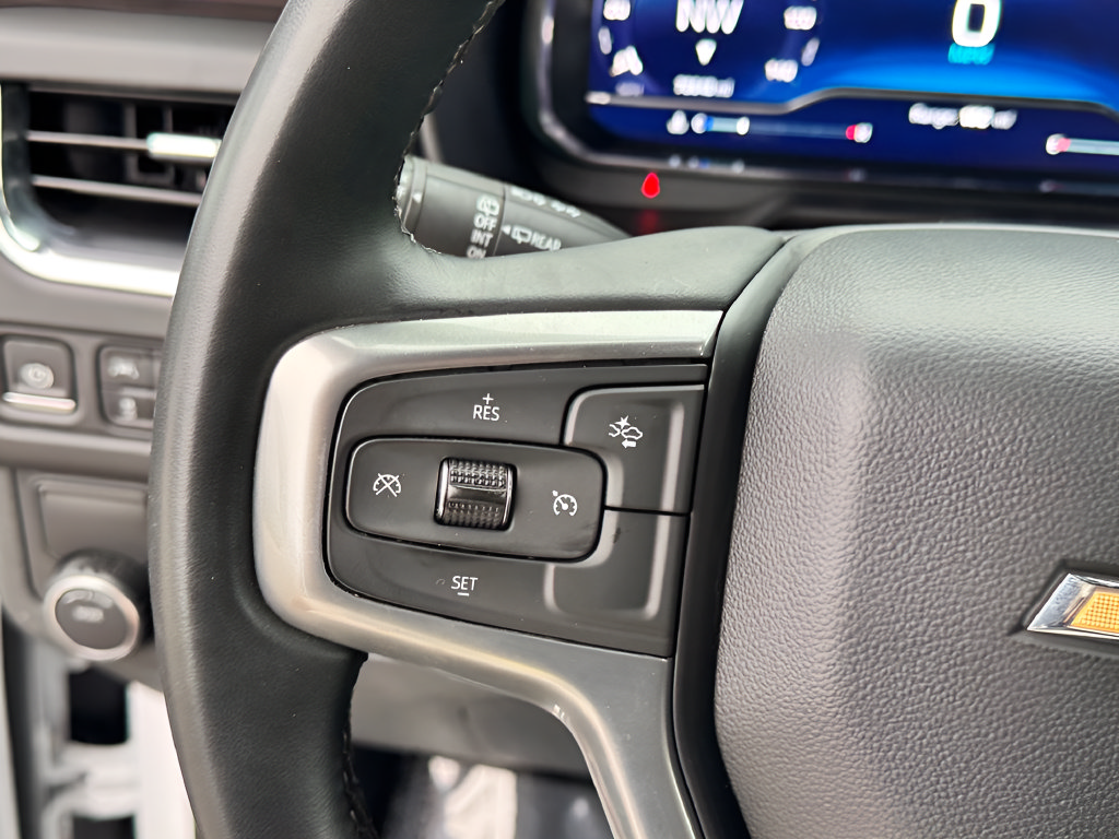 Used 2024 Chevrolet Tahoe LT RWD image 15