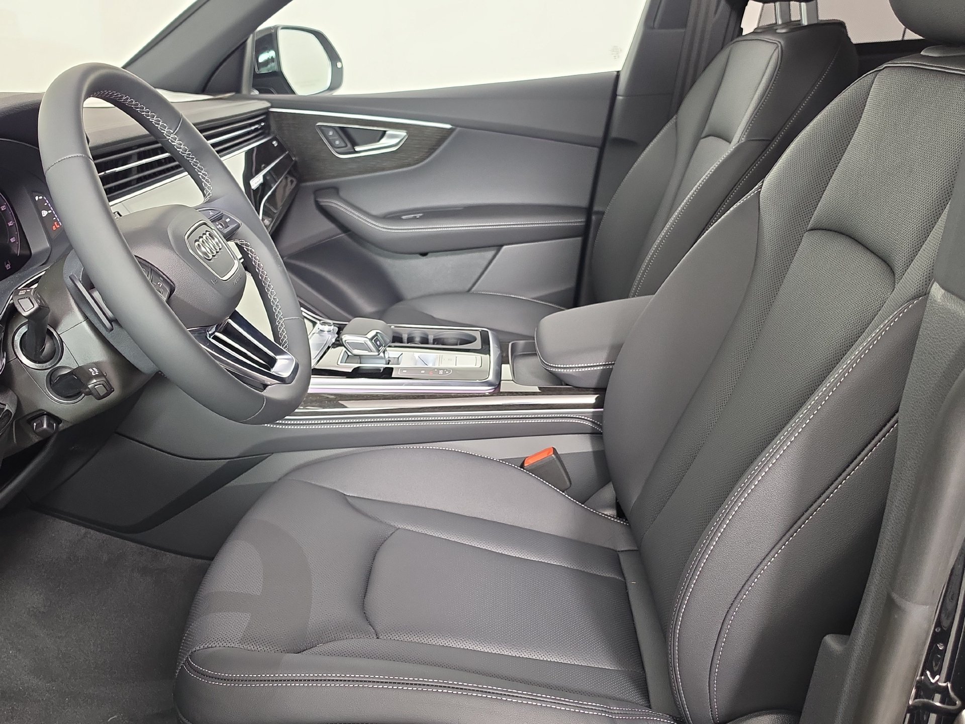 New 2026 Audi Q8 Premium Plus AWD/4WD image 14