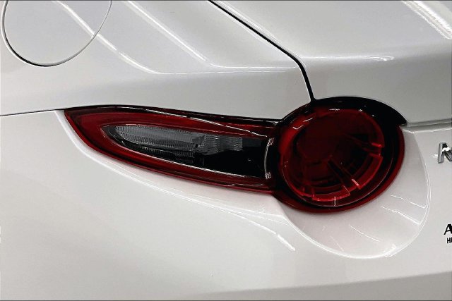 Used 2021 MAZDA MX-5 Miata RF Grand Touring RWD image 31