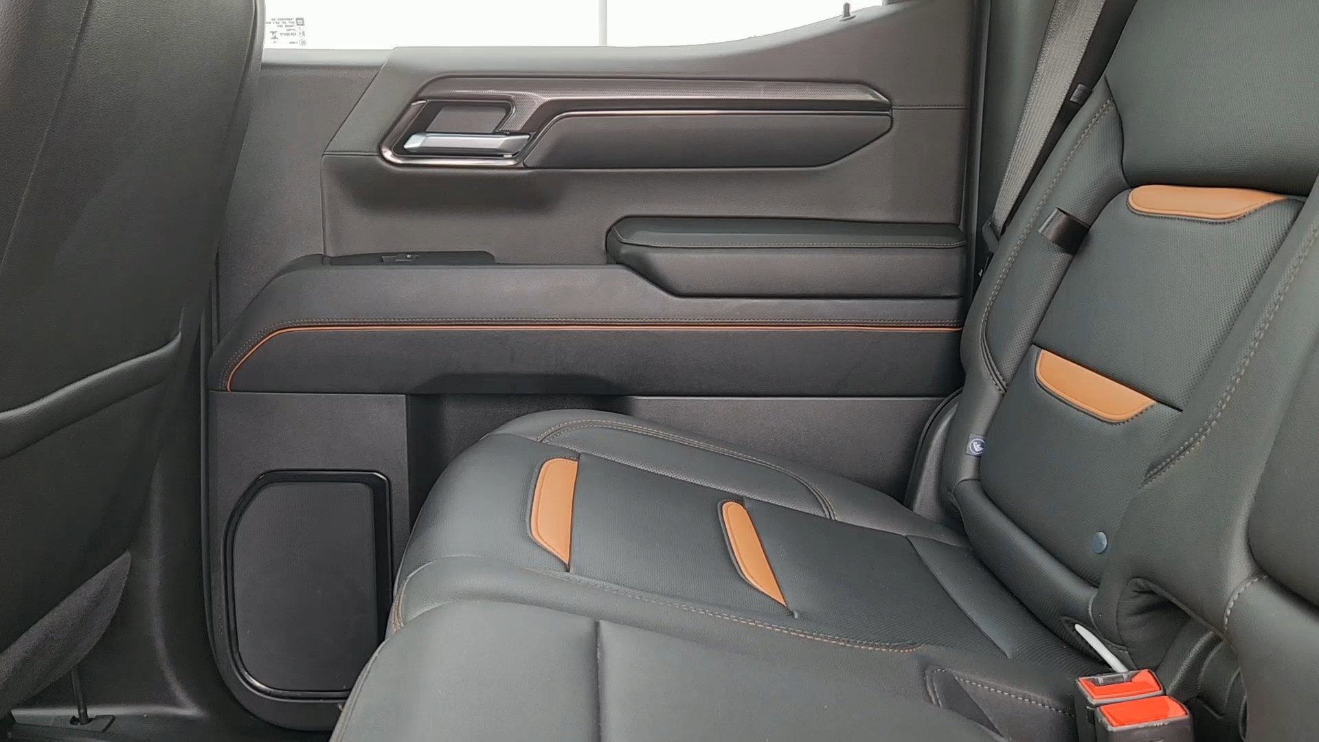 Used 2024 GMC Sierra 1500 AT4 w/ AT4 Preferred Package image 17