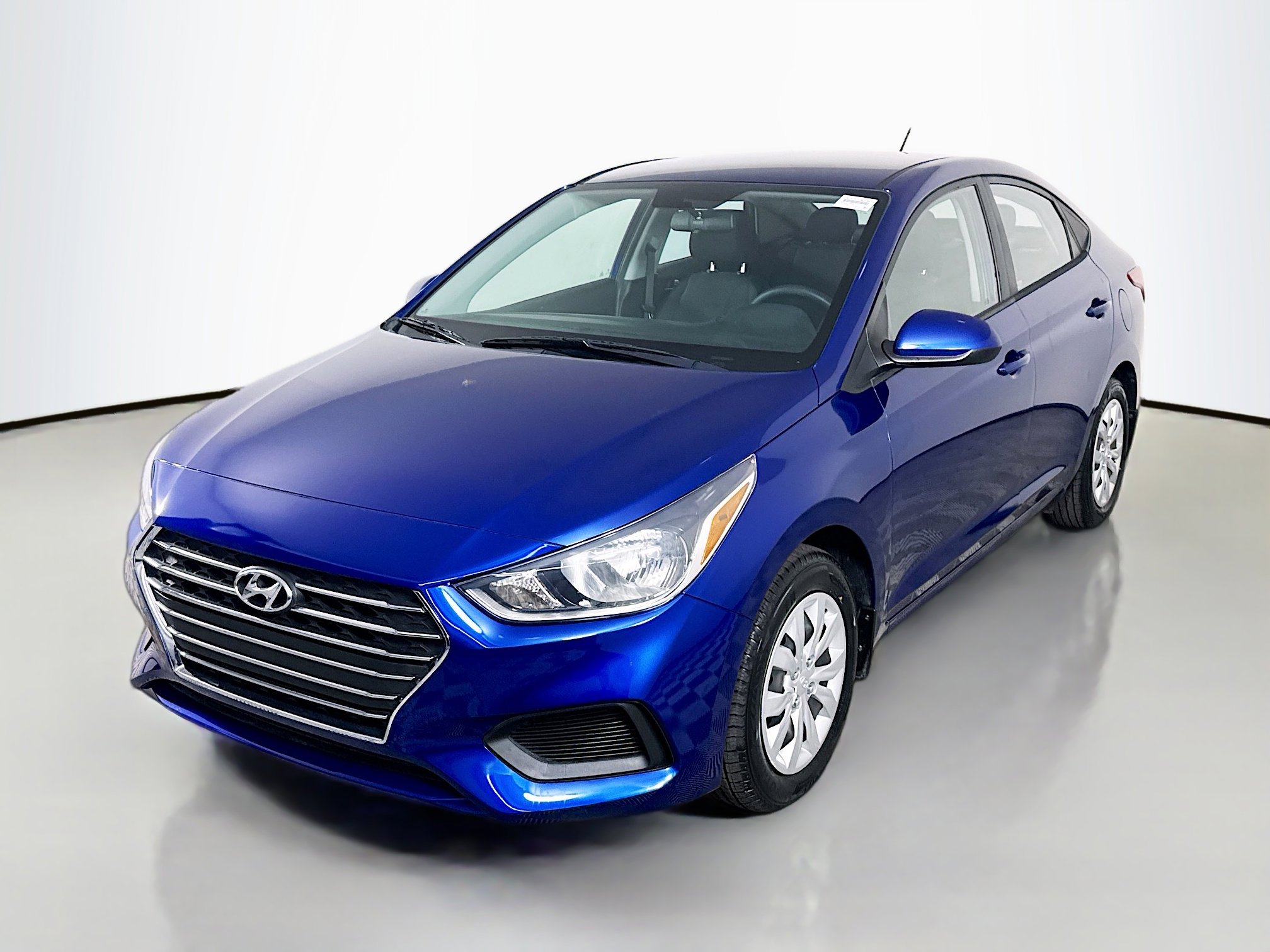 Used 2022 Hyundai Accent SE image 4