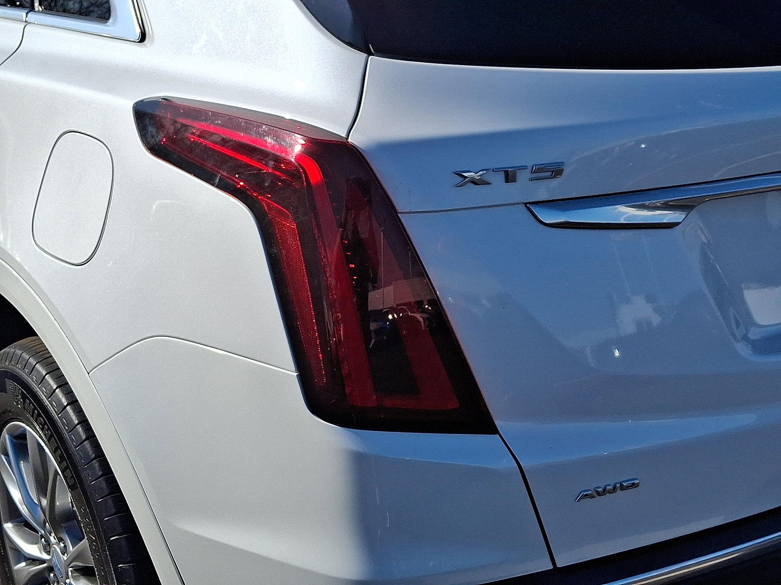 Certified 2022 Cadillac XT5 Premium Luxury AWD/4WD image 12