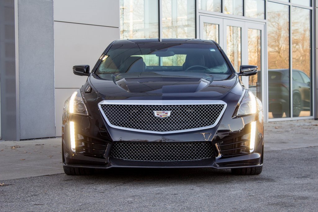 Used 2016 Cadillac CTS V image 2
