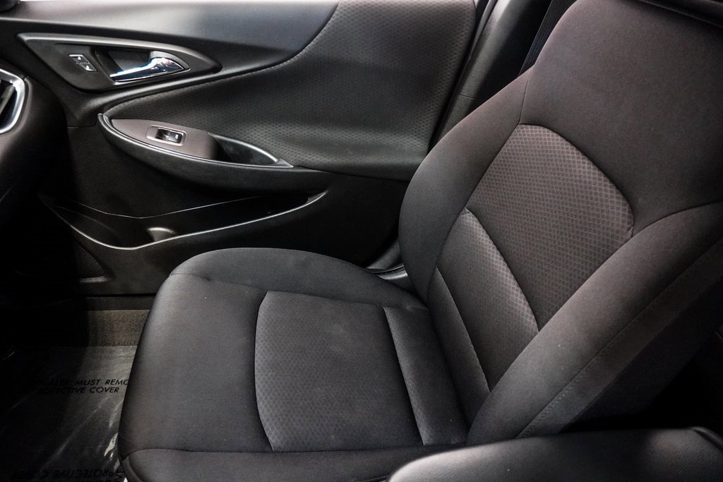 Used 2020 Chevrolet Malibu LT image 28