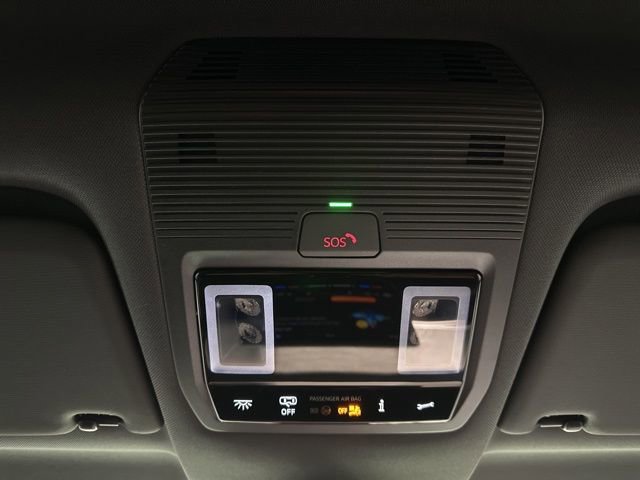 New 2025 Volkswagen ID. Buzz Pro S image 28