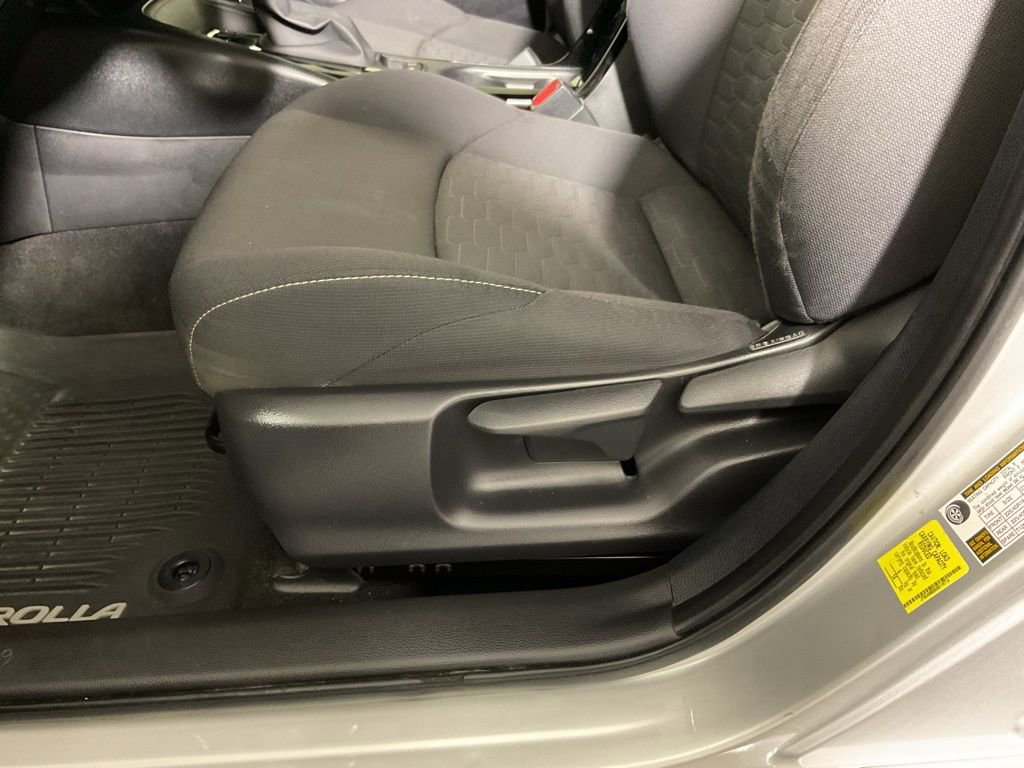 Used 2021 Toyota Corolla SE image 20