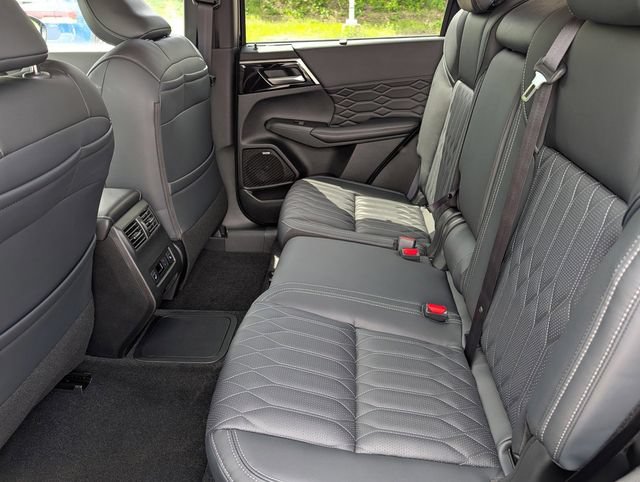 New 2026 Mitsubishi Outlander SEL AWD/4WD image 5