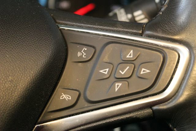 Used 2018 Chevrolet Equinox Premier AWD/4WD image 21