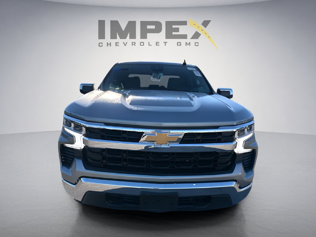 Used 2024 Chevrolet Silverado 1500 LT AWD/4WD image 8