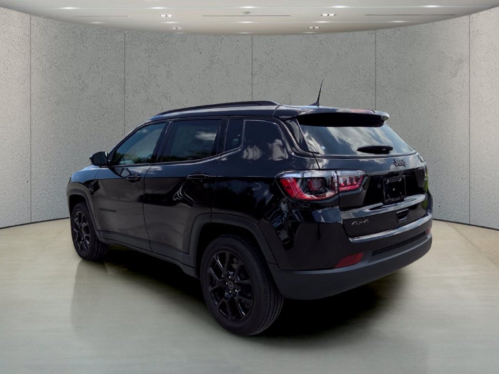 New 2026 Jeep Compass Latitude AWD/4WD image 7