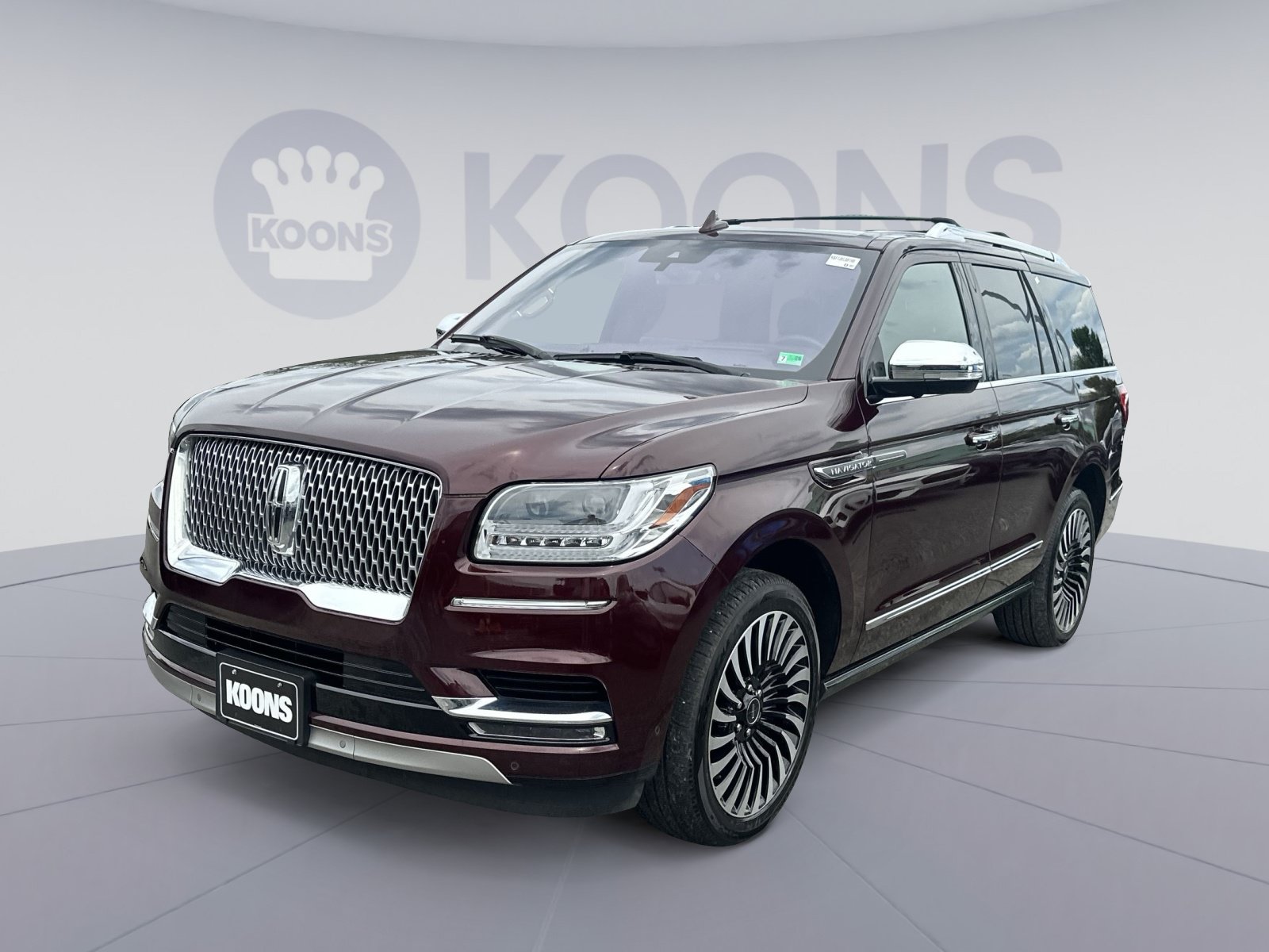 Used 2018 Lincoln Navigator Black Label AWD/4WD image 1