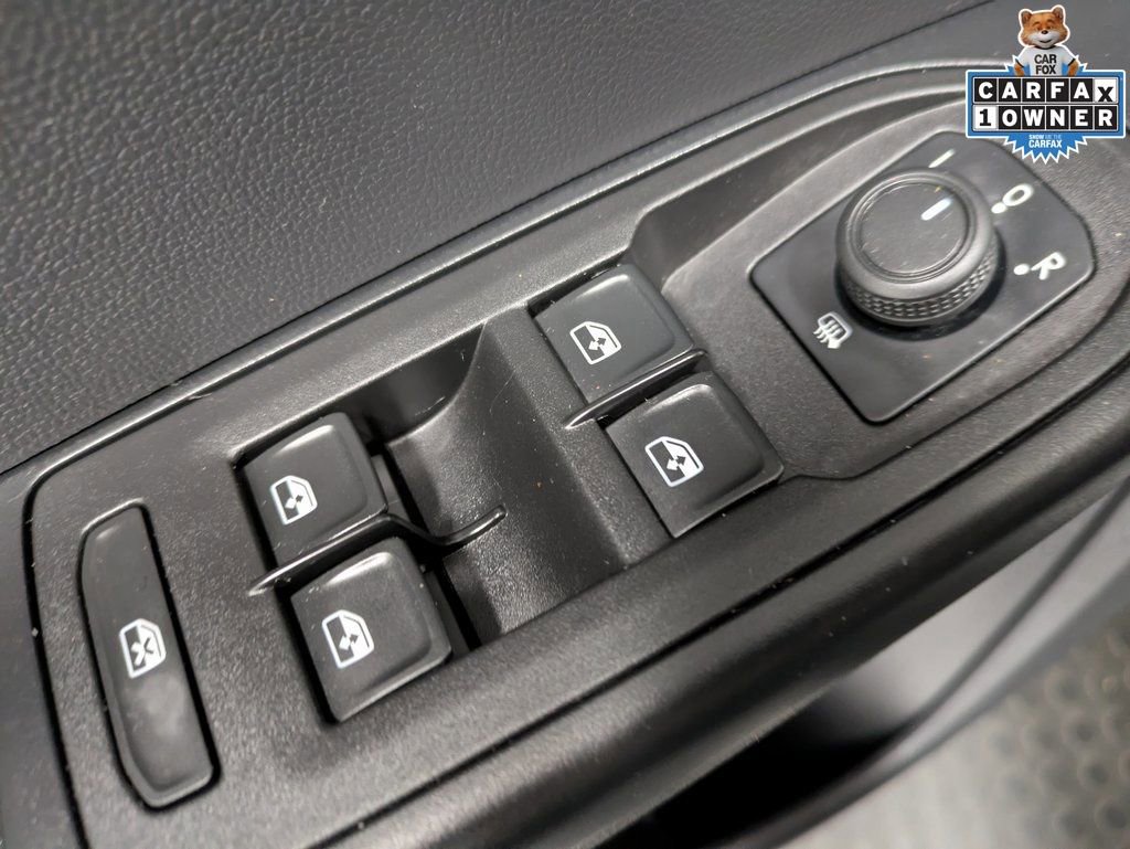Used 2022 Volkswagen Taos SE image 11