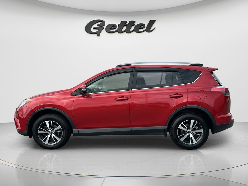 Used 2017 Toyota RAV4 XLE FWD image 8