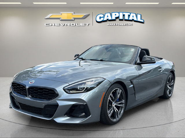 Used 2023 BMW Z4 M40i w/ Premium Package RWD image 9
