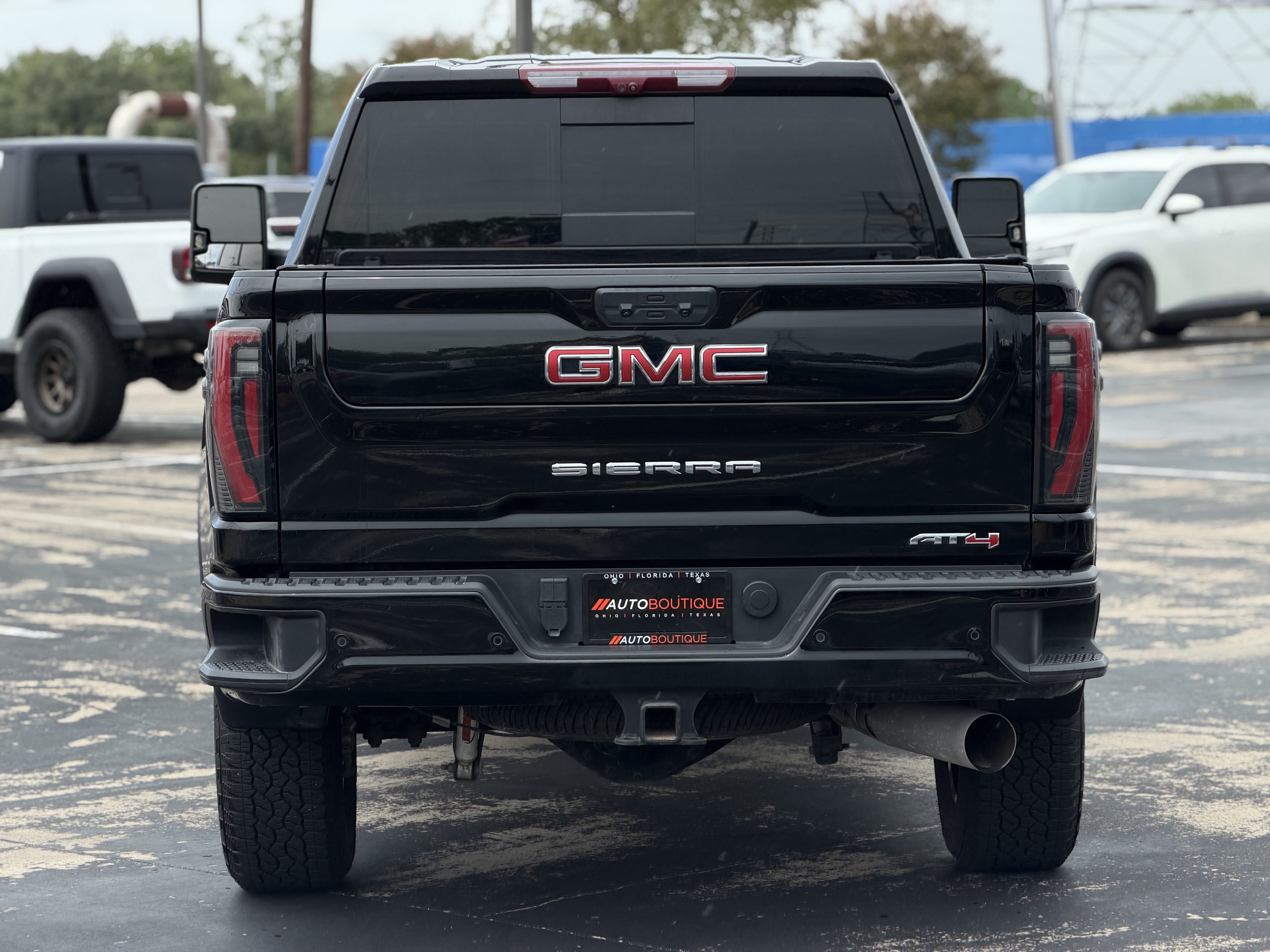 Used 2026 GMC Sierra 2500 AT4 w/ Technology Package AWD/4WD image 20