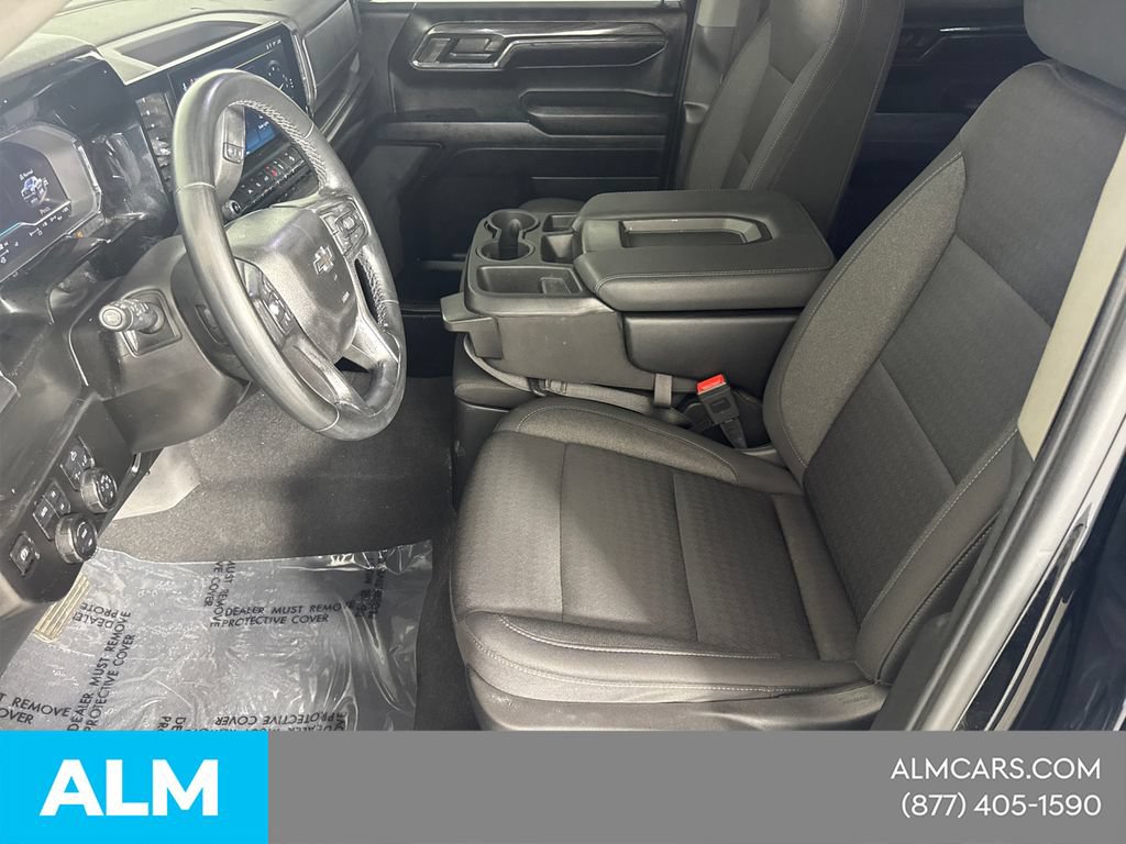 Used 2024 Chevrolet Silverado 1500 LT Trail Boss w/ Protection Package AWD/4WD image 11