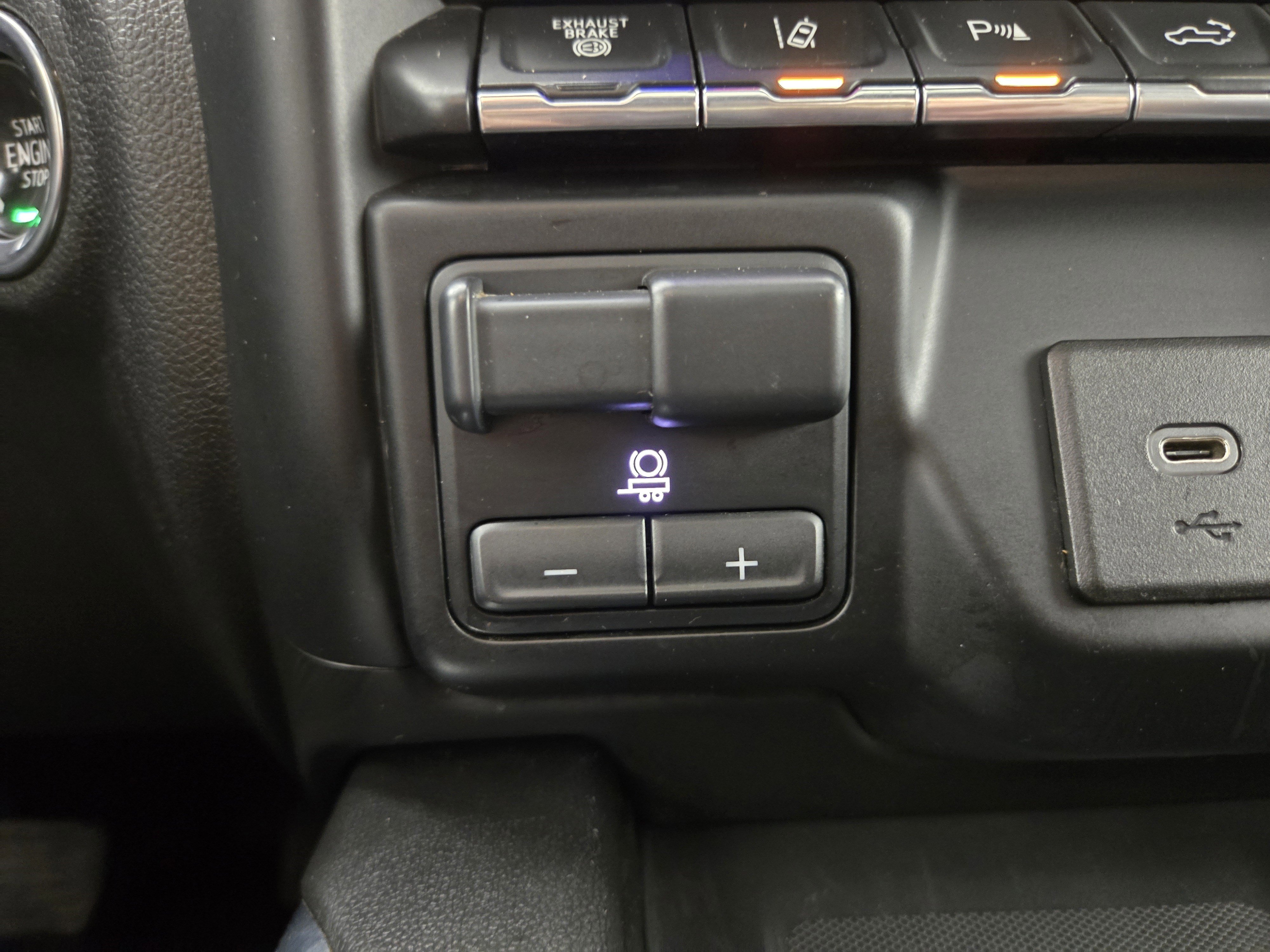 Used 2021 Chevrolet Silverado 3500 High Country w/ Z71 Off-Road Package image 29